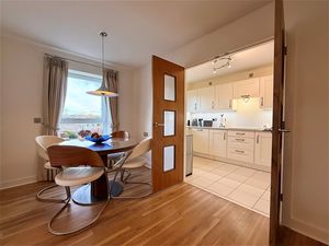 Photo 7- click for photo gallery